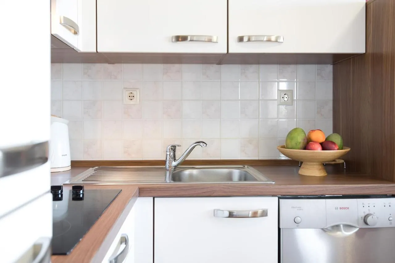 Apartment Apartmani Paradiso Krk Town